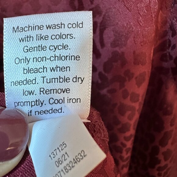 Nine West Burgundy Lace Trim Satin Camisole - Women's Small, Like New - Picture 7 of 8